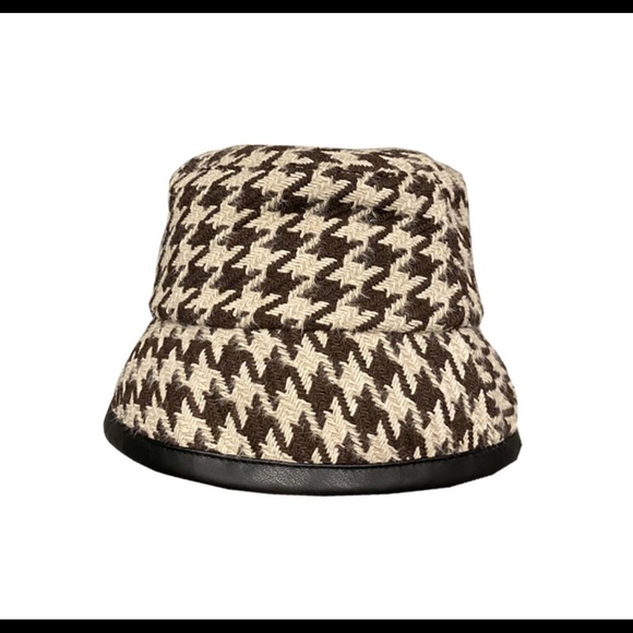 Black and white houndstooth bucket hat - Picture 6 of 6